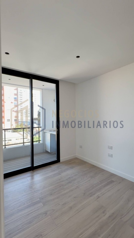 HERMOSO SEMIPISO DE 2 DORMITORIOS A 50 METROS DE BV GALVEZ A ESTRENAR!