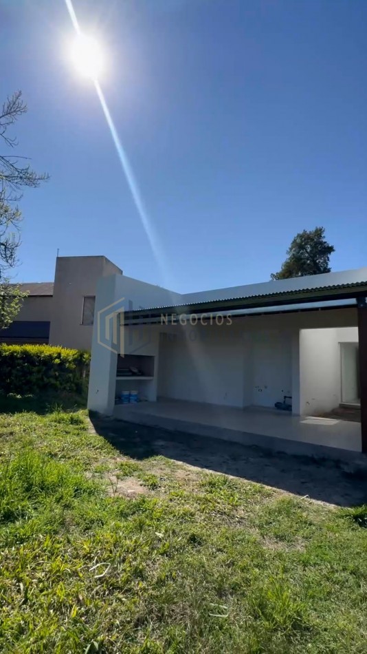 CASA A ESTRENAR EN LA TATENGUITA