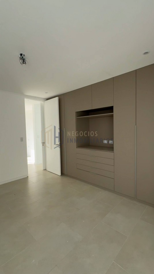 CASA A ESTRENAR EN LA TATENGUITA
