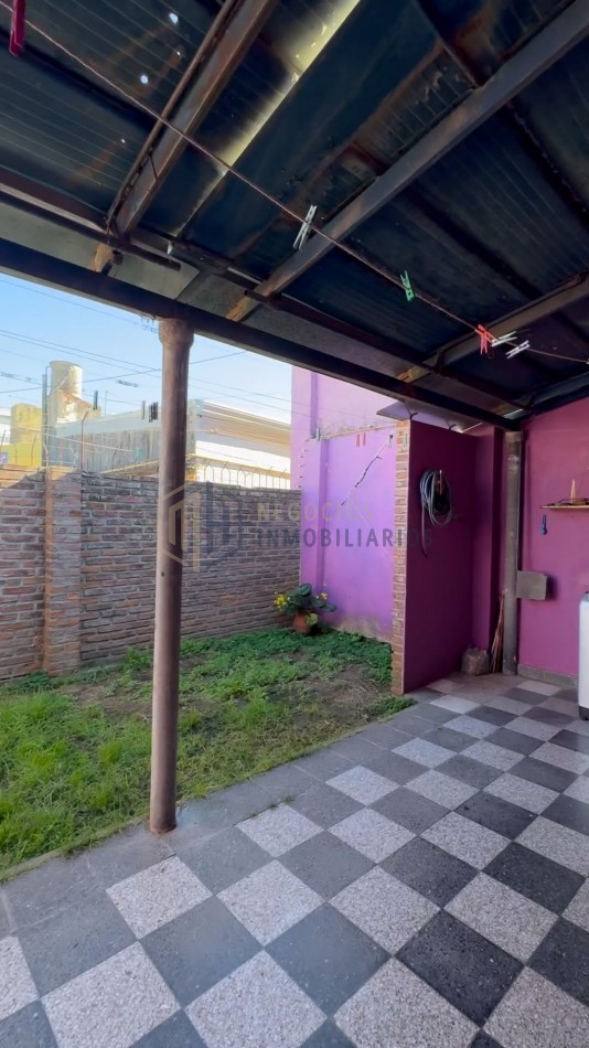 CASA 2/3 DORMITORIOS A POCOS M. DE AV. FREYRE
