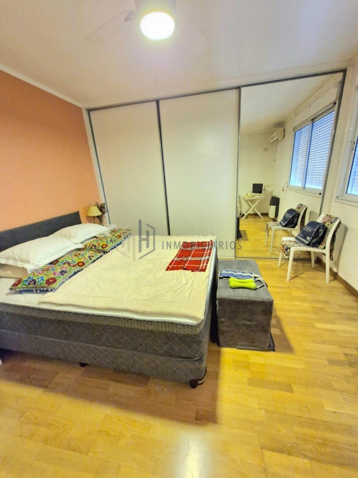 SEMIPISO DE CATEGORIA DE 3 DORMITORIOS Y COCHERA EN BARRIO CONSTITUYENTES