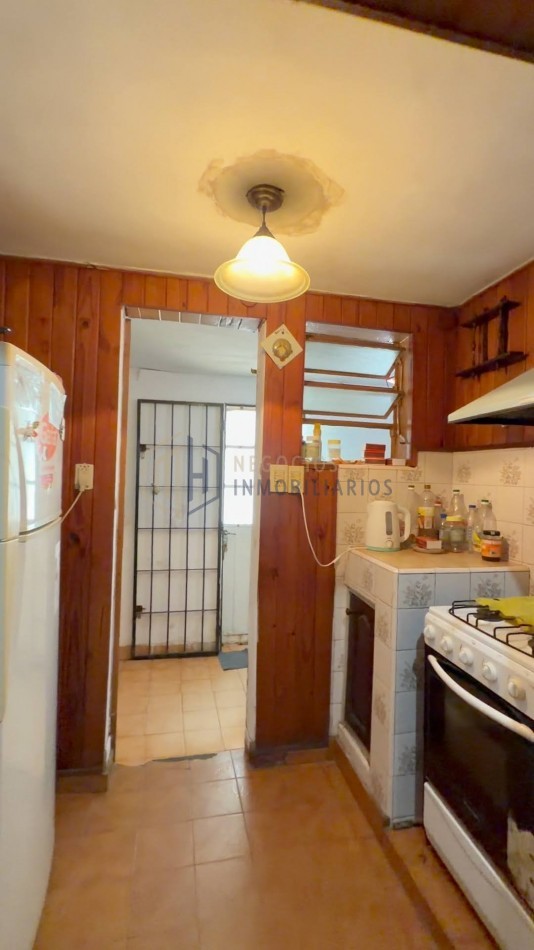 CASA A METROS DEL PARQUE FEDERAL