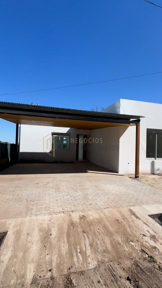 CASA A ESTRENAR EN LA TATENGUITA