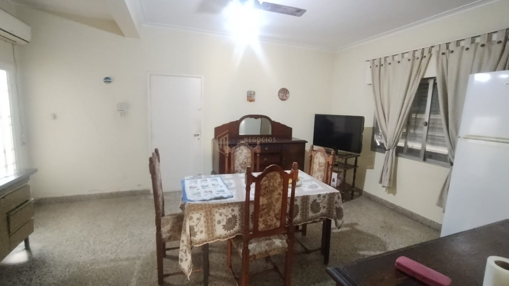 CASA A MODERNIZAR EN PLENO CANDIOTI SUR