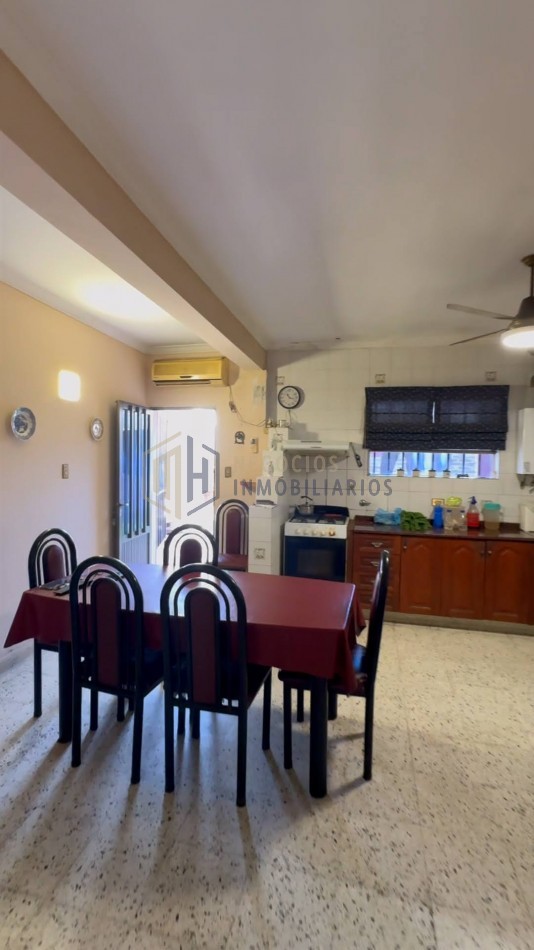 CASA 2/3 DORMITORIOS A POCOS M. DE AV. FREYRE