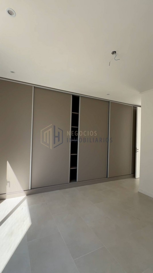 CASA A ESTRENAR EN LA TATENGUITA