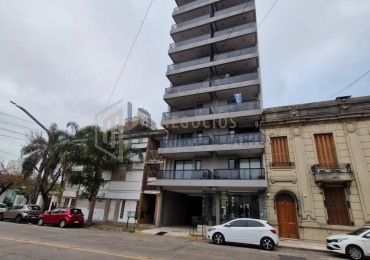 DEPARTAMENTO DE 2 DORMITORIOS Y COCHERA EN BARRIO CENTRO SUR